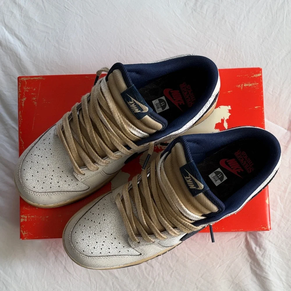 Nike Dunk Low SP / Stranger Things / Phantom and Midnight Navy / Size 11 - Picture 2 of 13